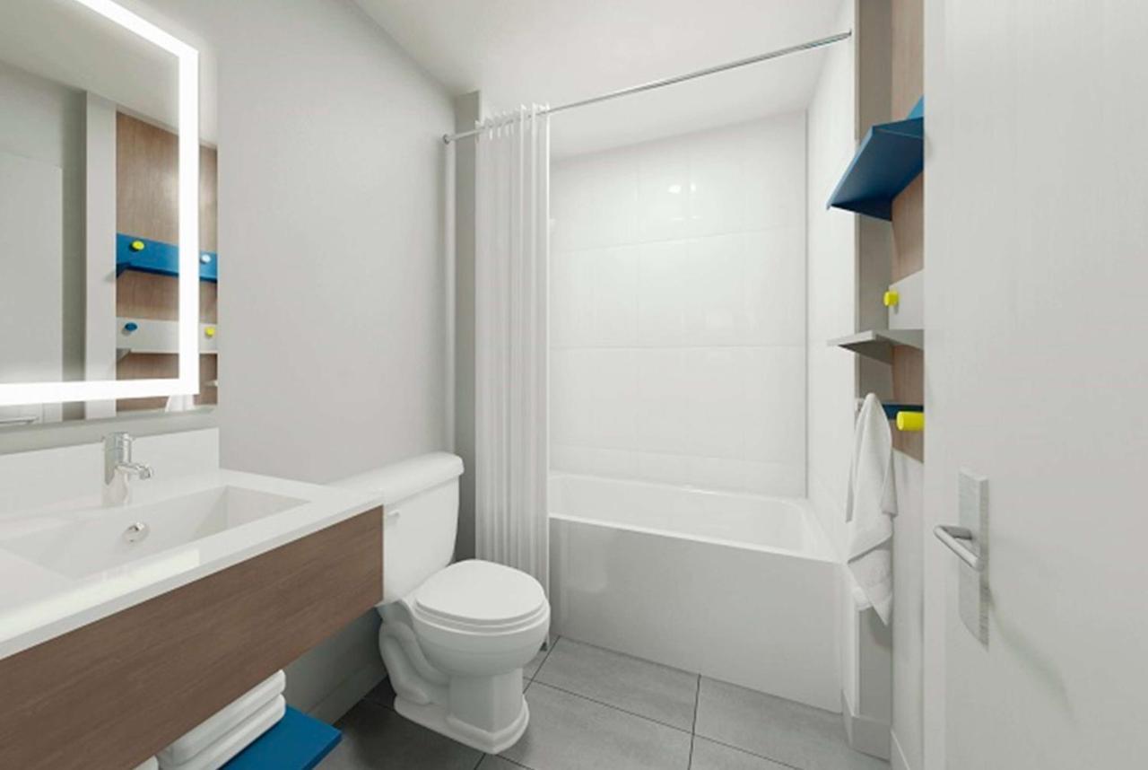 Microtel Inn And Suites By Wyndham Opelika Exteriör bild