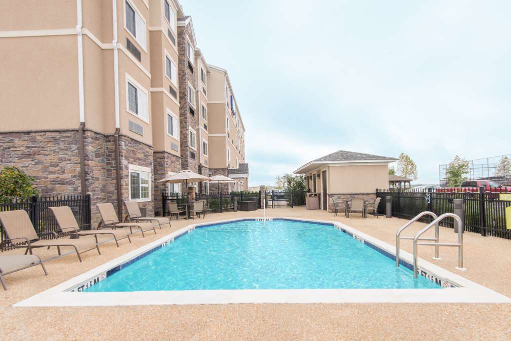 Microtel Inn And Suites By Wyndham Opelika Bekvämligheter bild